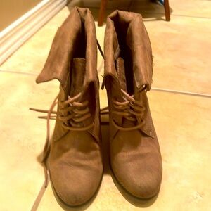 Short wedge tan boots. Laces wrap around making them even cuter